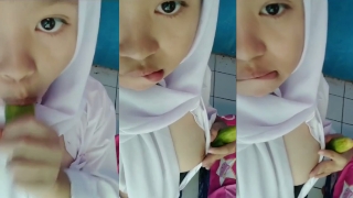 Bokep Smp Jilbab Bocil Terbaru Colmek Pake Timun