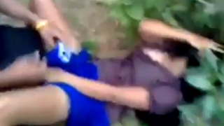 Bokep indo bocil viral di ewe paksa di kebun rame rame