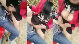 Bokep sma terbaru abg ngewe di atas motor sama pacar
