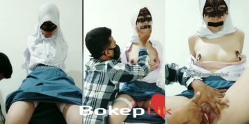 Bokep Sma Abg Viral Terbaru Di Sekap Trus ngentot Di Hotel